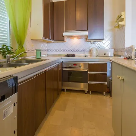Dorijan I Karlo Apartment *