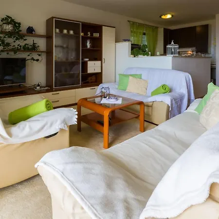 Dorijan I Karlo Apartament