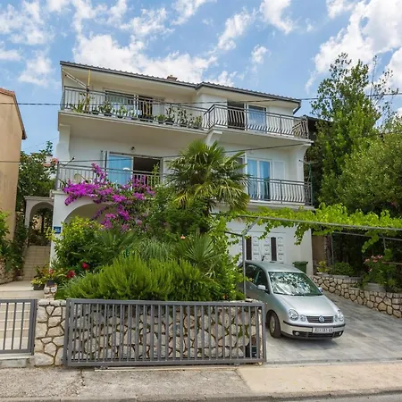 Apartament Dorijan I Karlo *